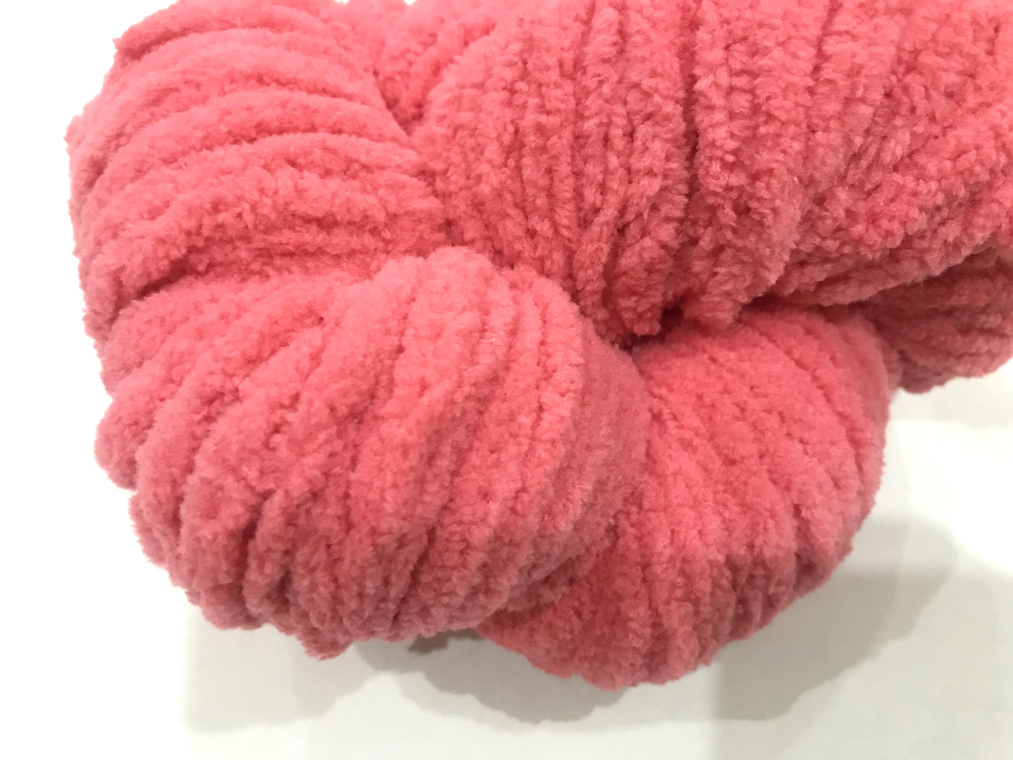 Blanket Yarn/Chenille Yarn Shade 01 – Soft Coral (Cake) – The Crochet Bella